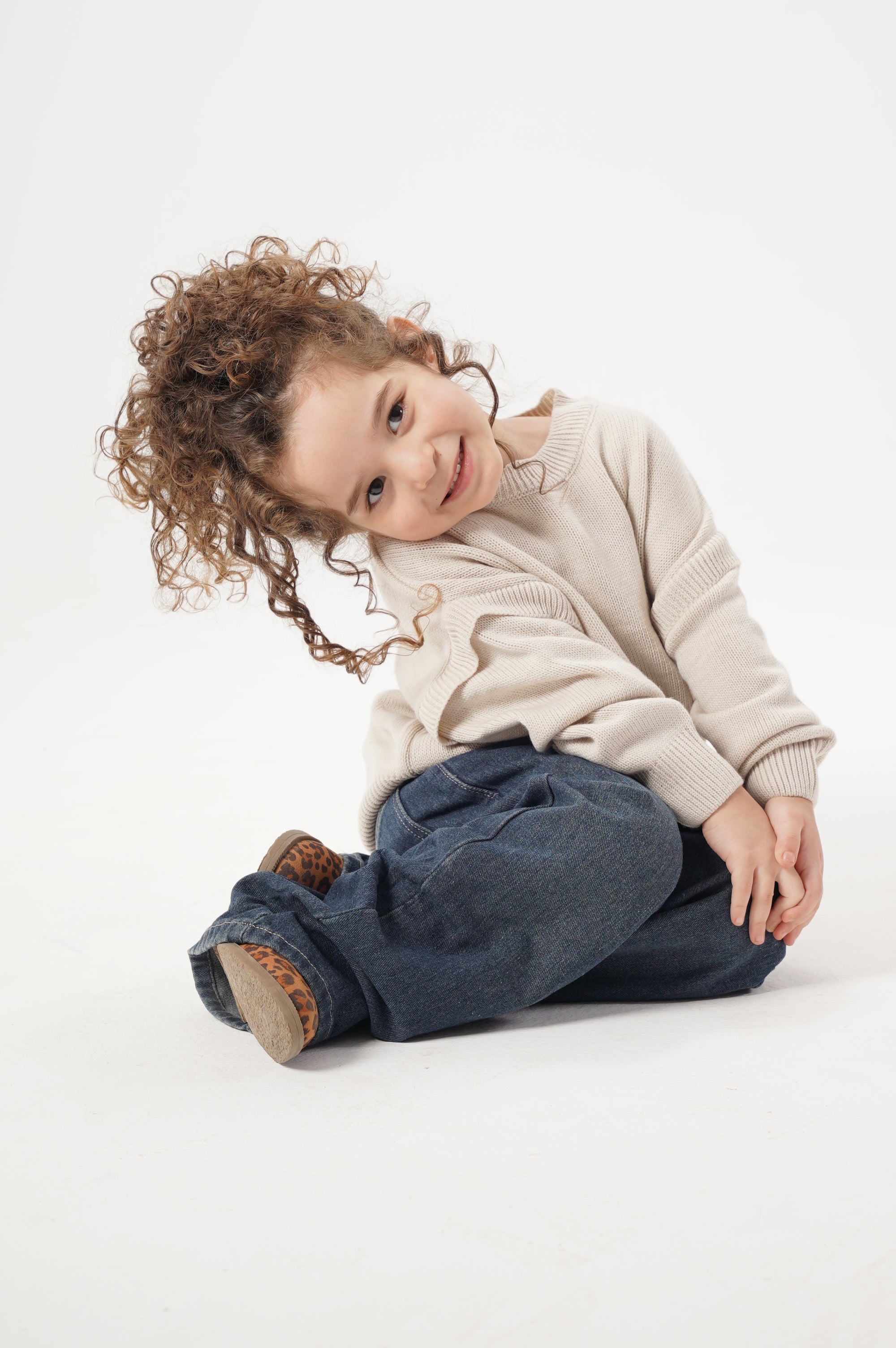 Girls Pullover with Ribbons