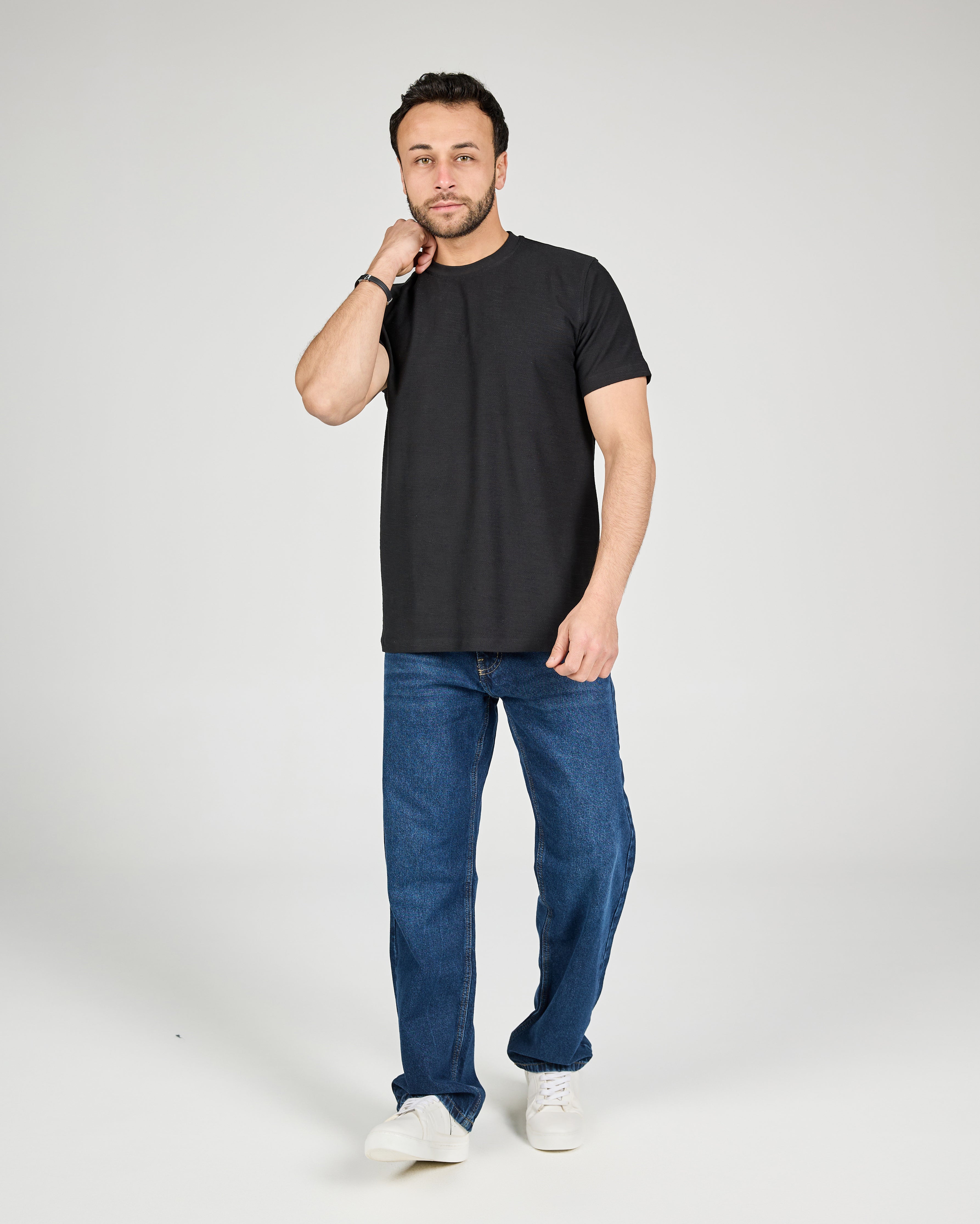 Men Jaqured Half Sleeves T-shirt