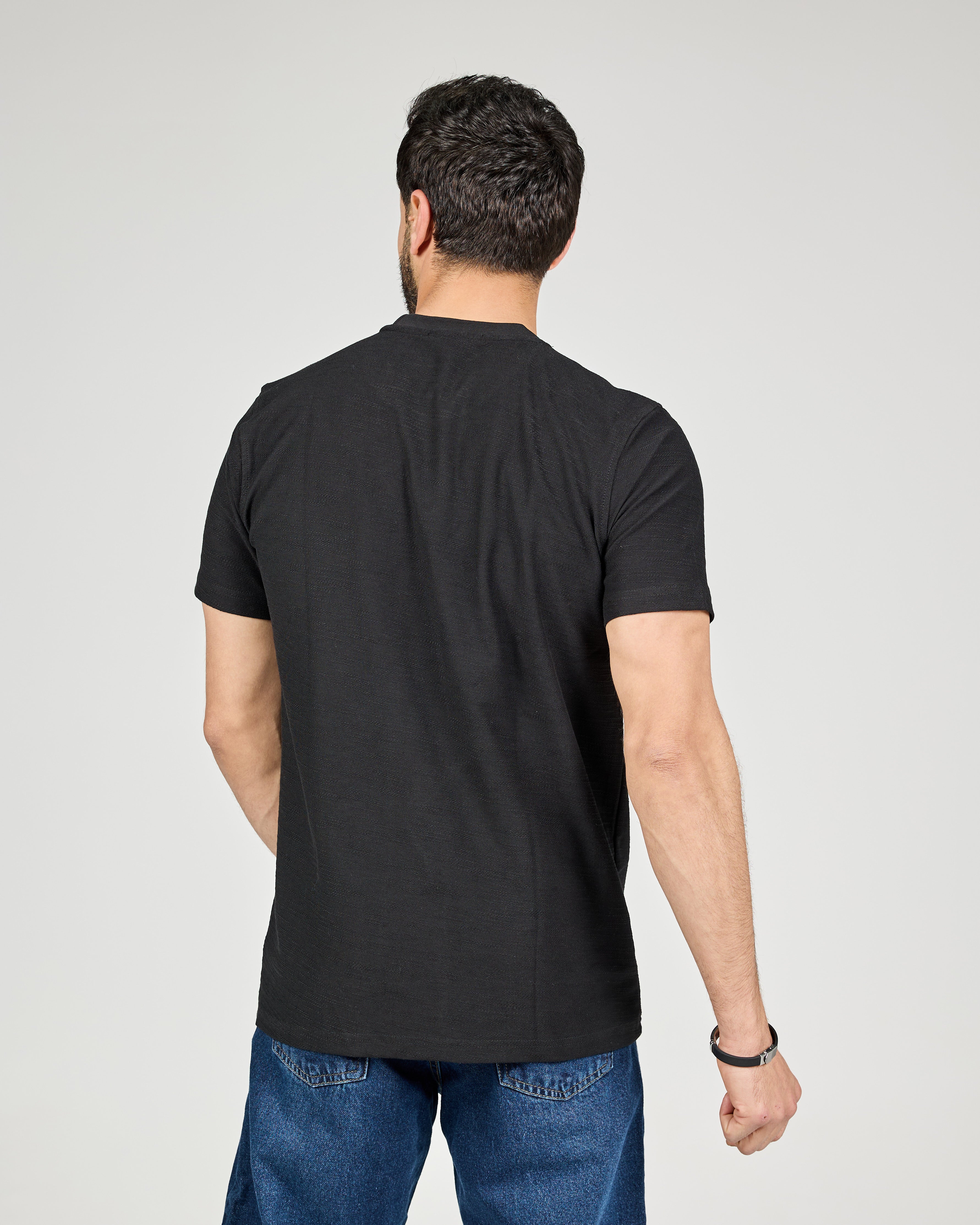 Men Jaqured Half Sleeves T-shirt