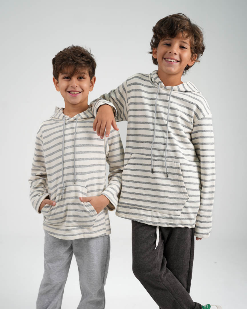 بيجامة مخططة للأولاد