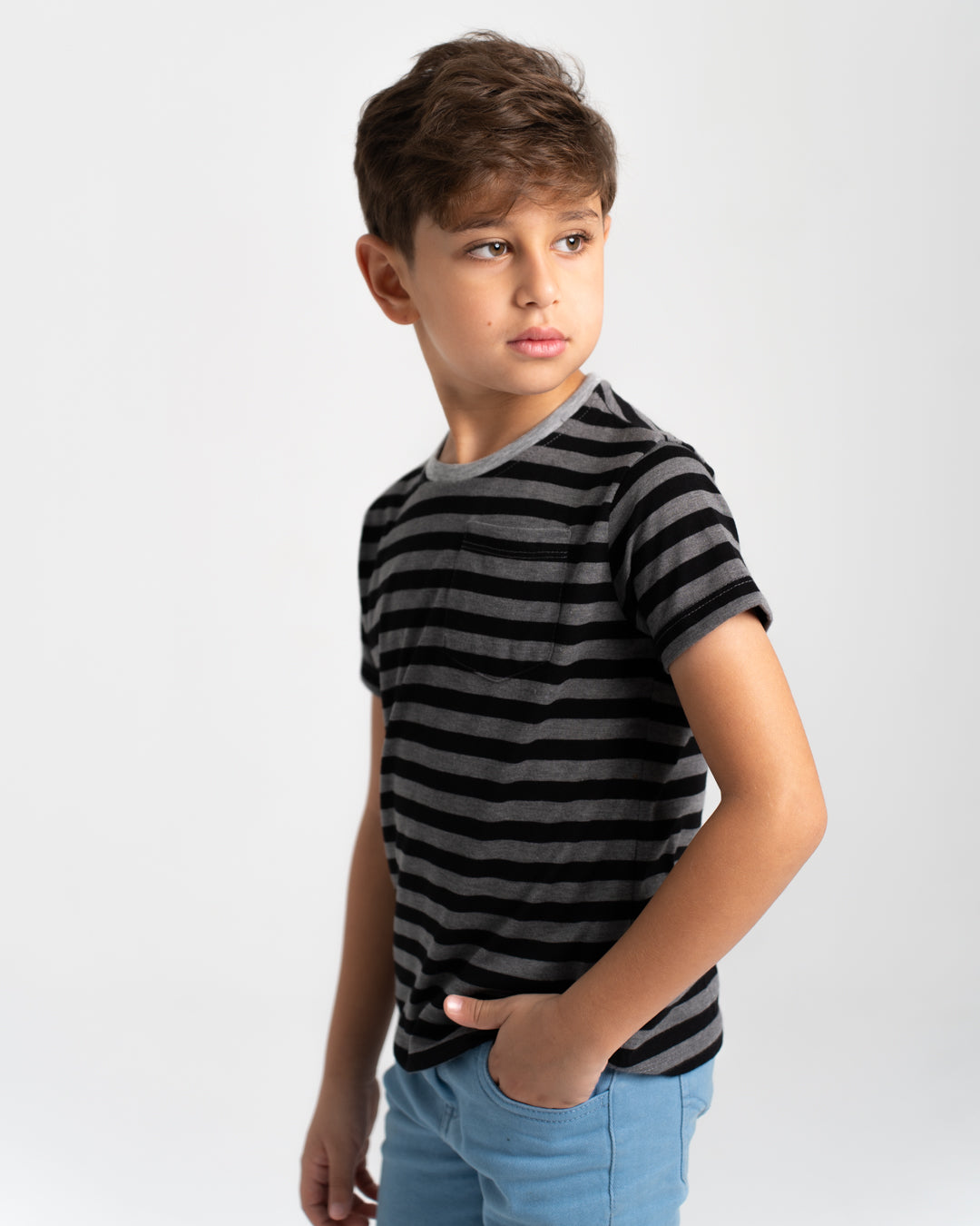 تي شيرت مخطط للأولاد