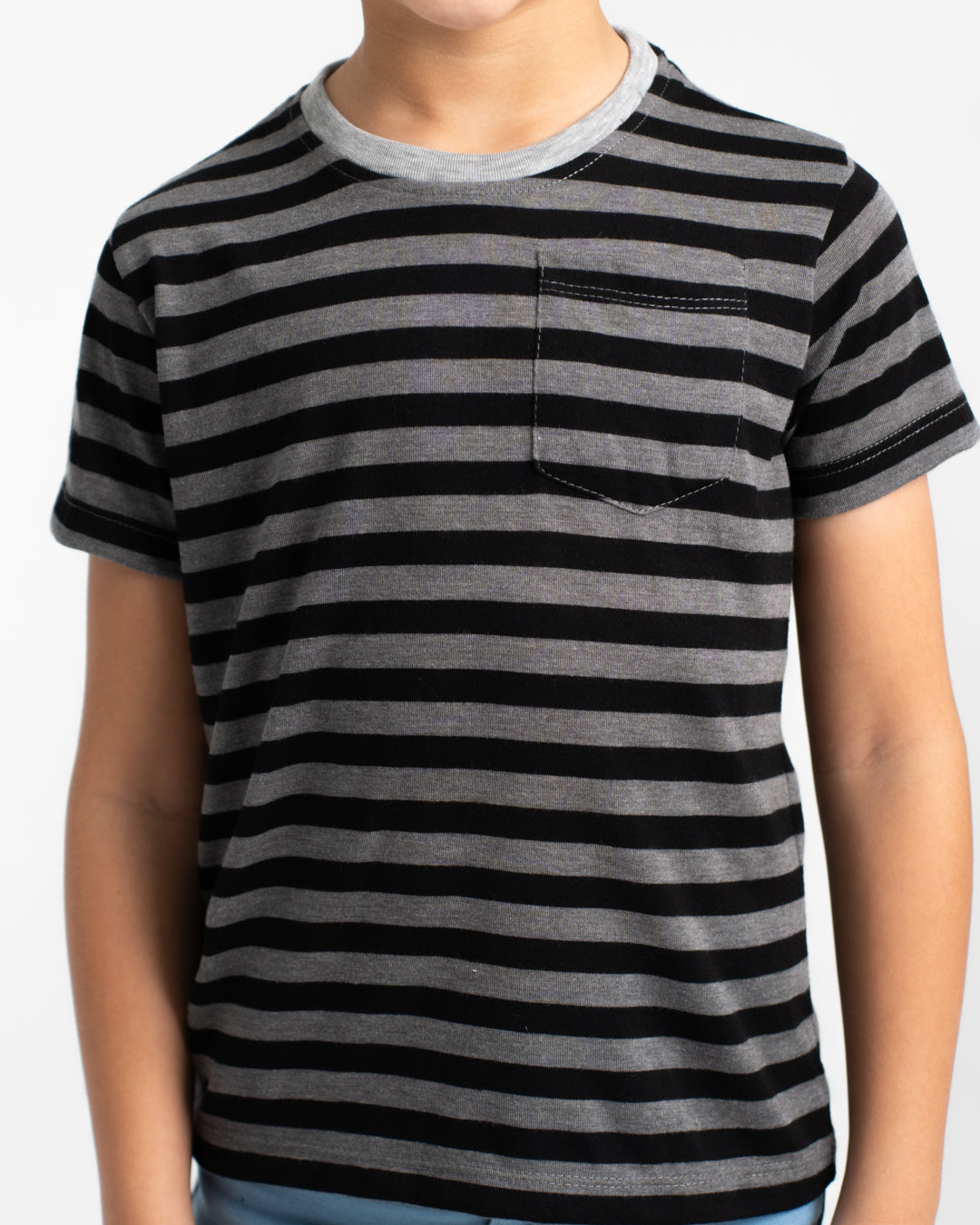 تي شيرت مخطط للأولاد