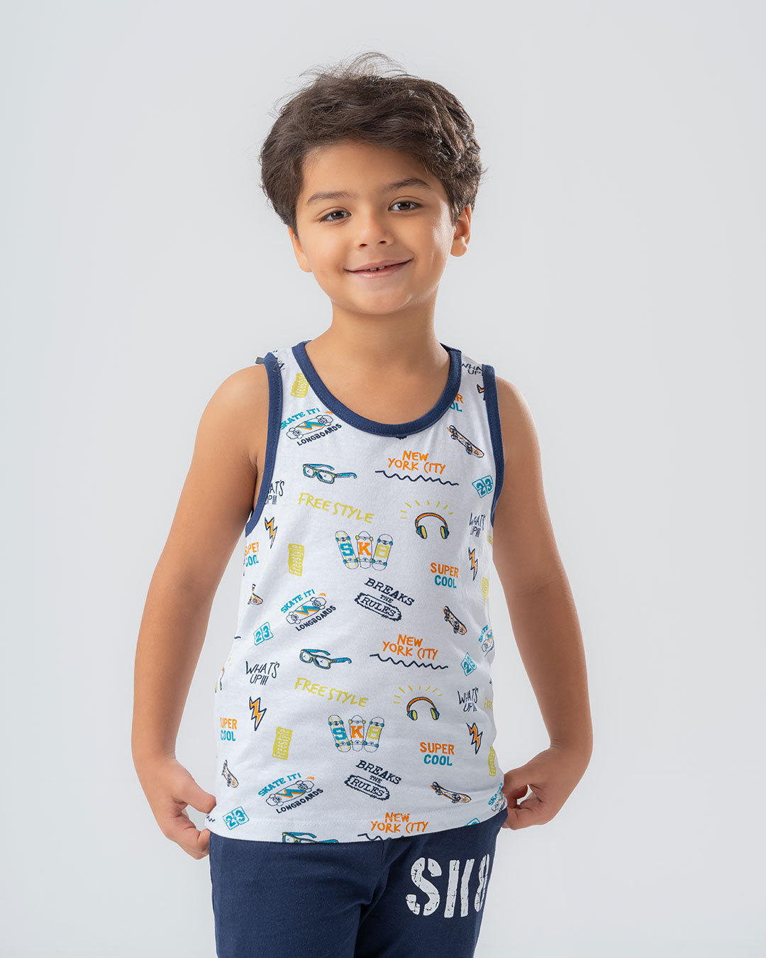 بيجامة للأولاد