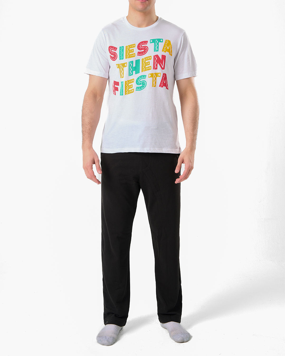 بيجامة رجالية بأكمام قصيرة مع بنطلون