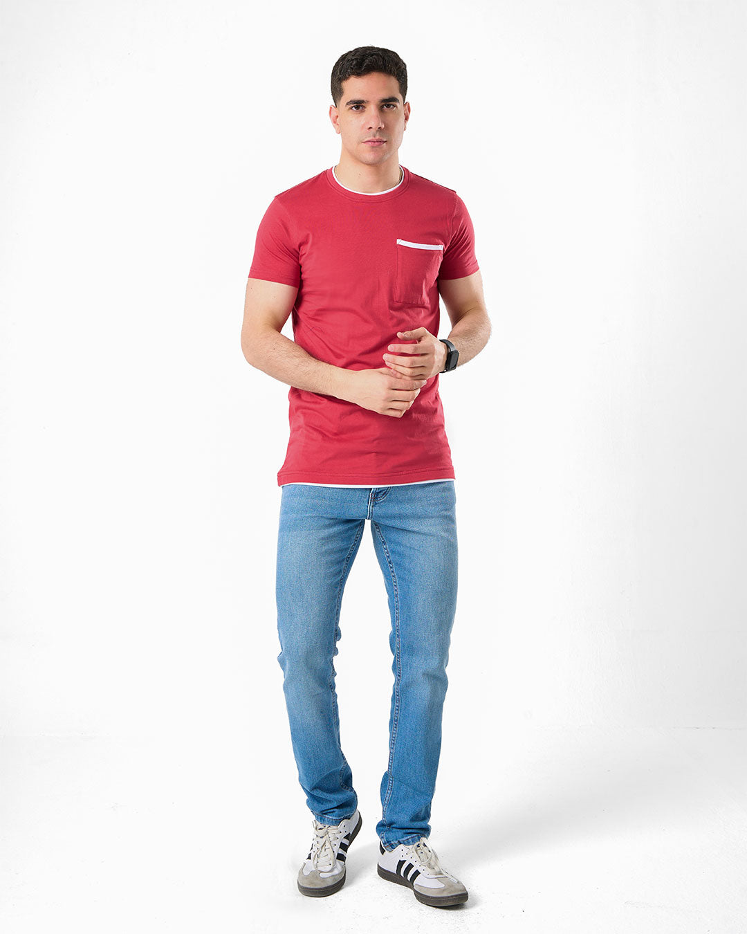 تي شيرت رجالي بأكمام قصيرة وجيب