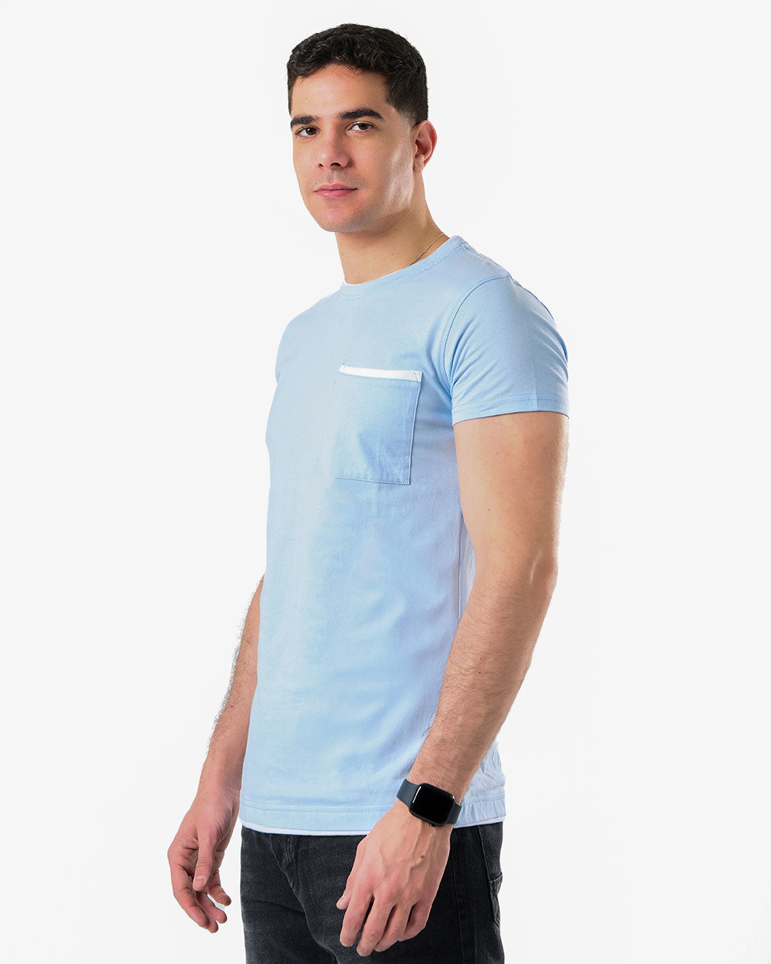 تي شيرت رجالي بأكمام قصيرة وجيب