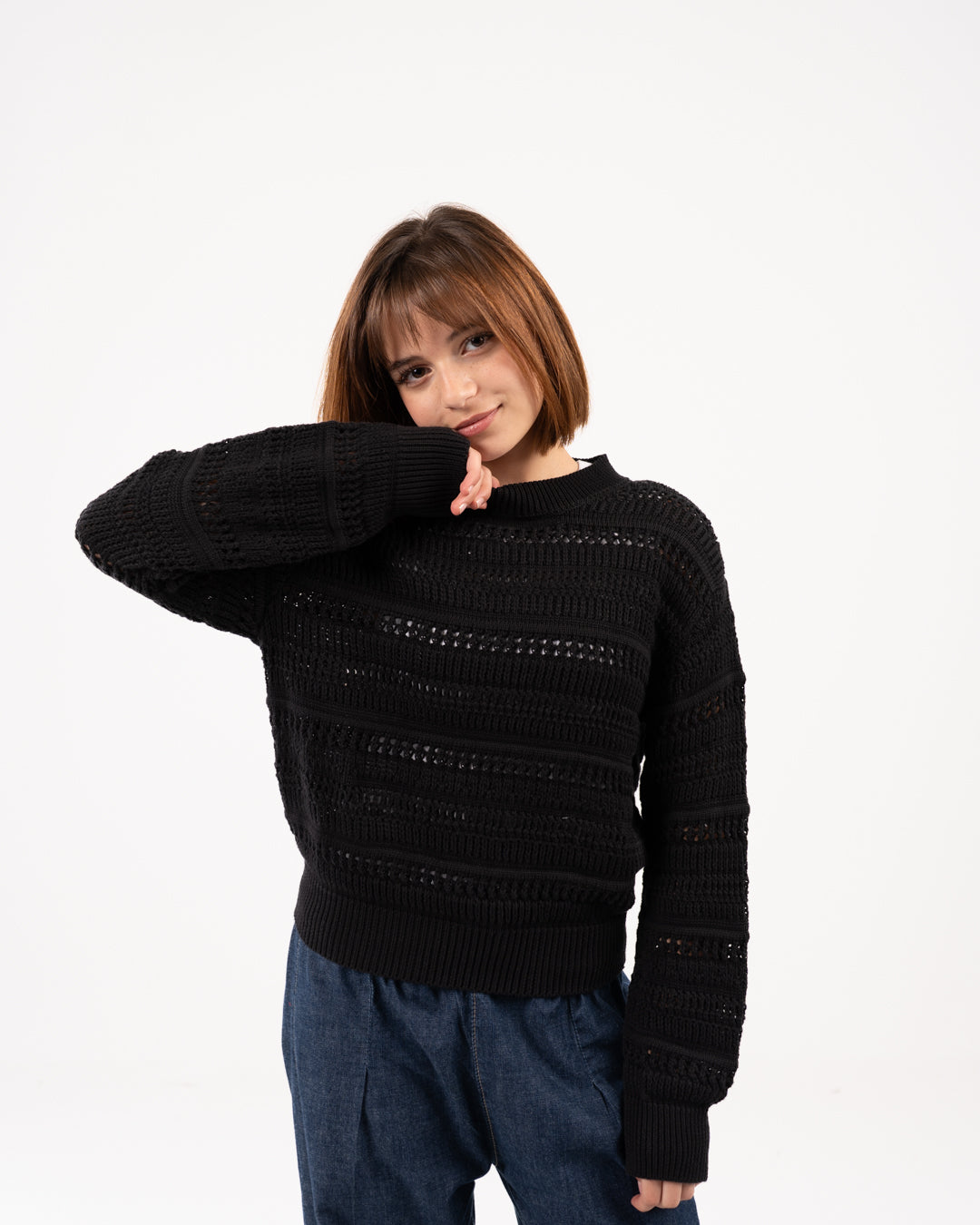 سترة أغوري سادة برقبة دائرية للبنات