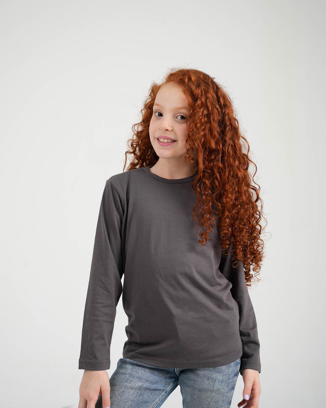 Girls long-sleeve roundneck t-shirt