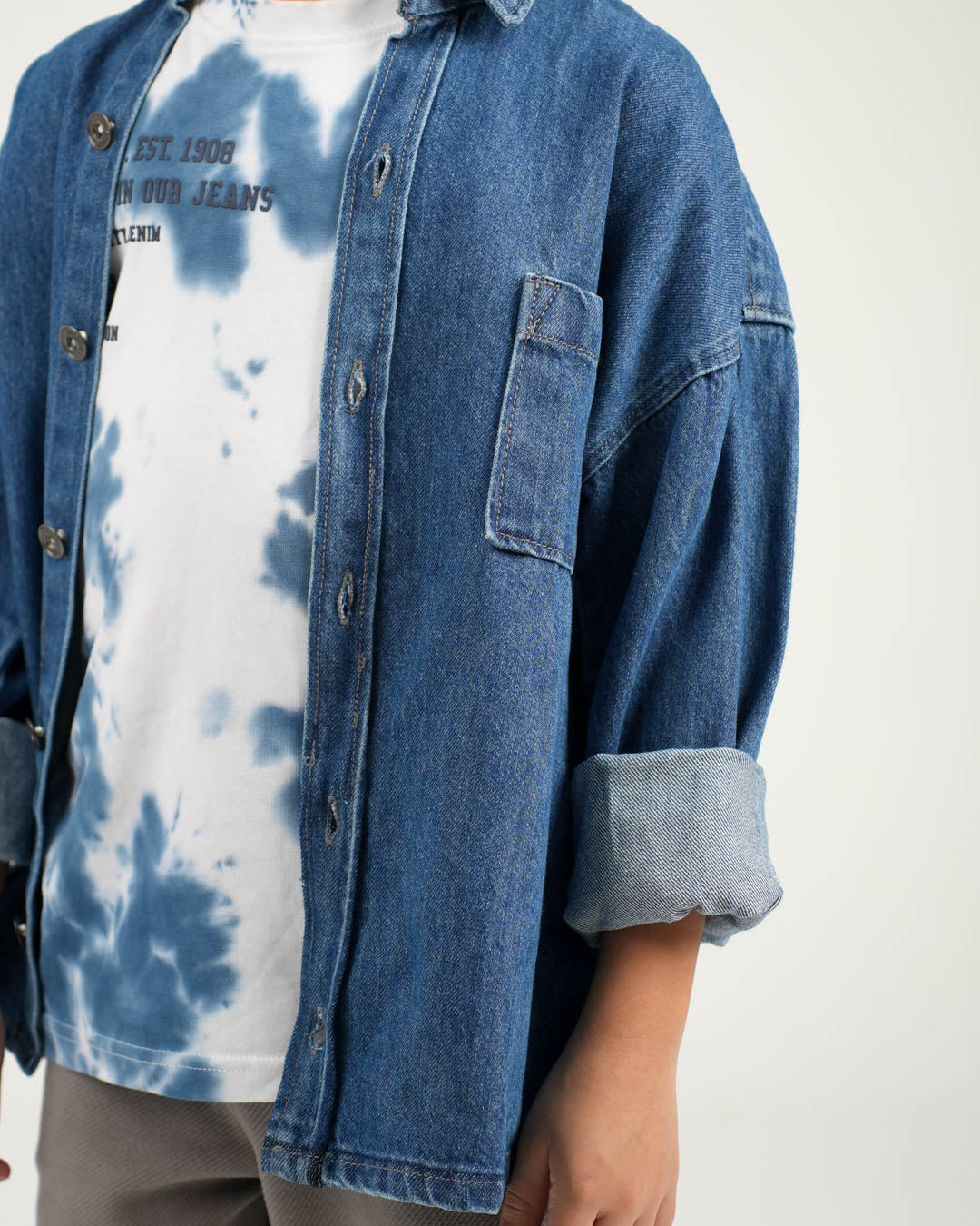 جاكت جينز خفيف أولادي