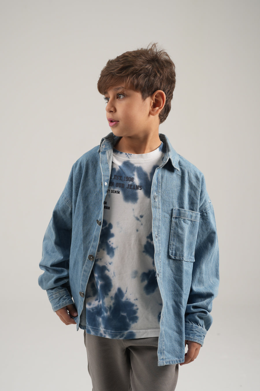 جاكت جينز خفيف أولادي