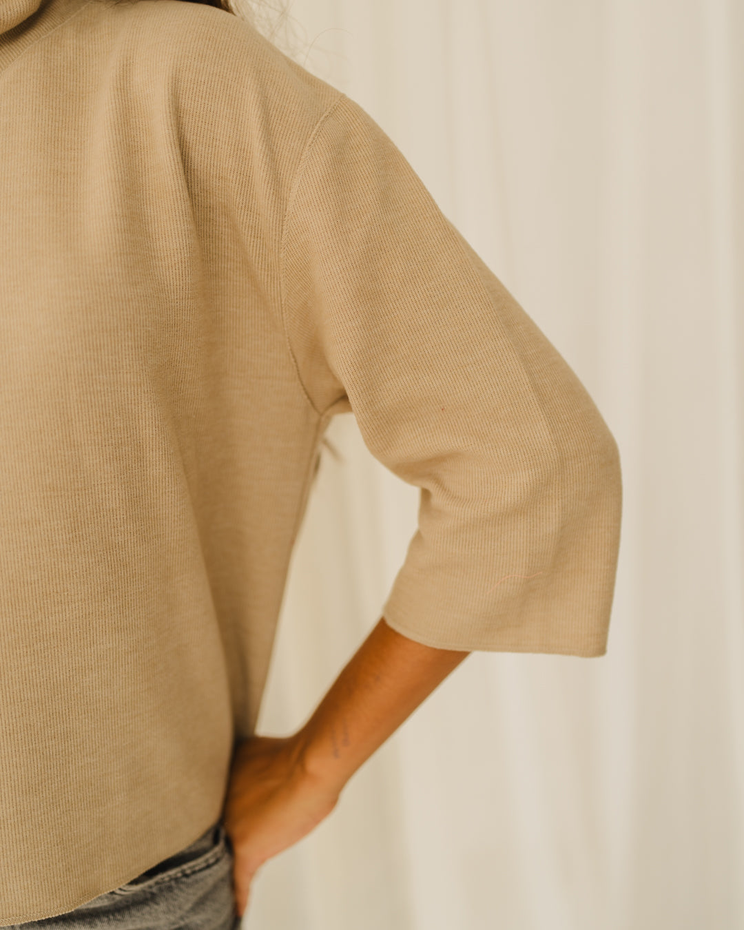 Women Knitted Sweat Shirt