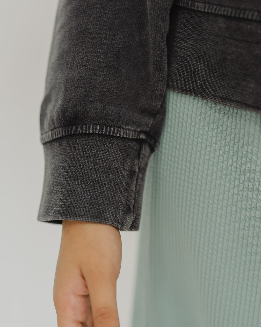 سويت شيرت بناتي سادة