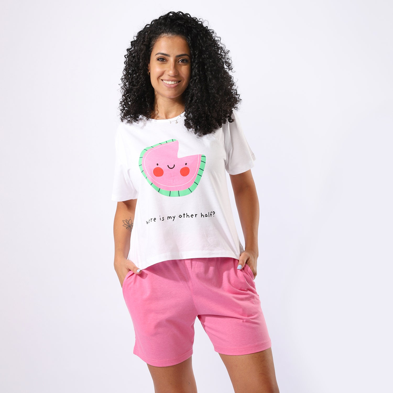 بيجامة نسائية مطبوعة