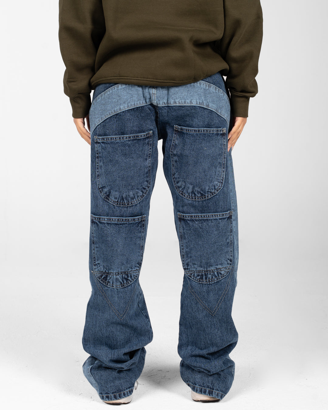 بنطلون جينز واسع الساق