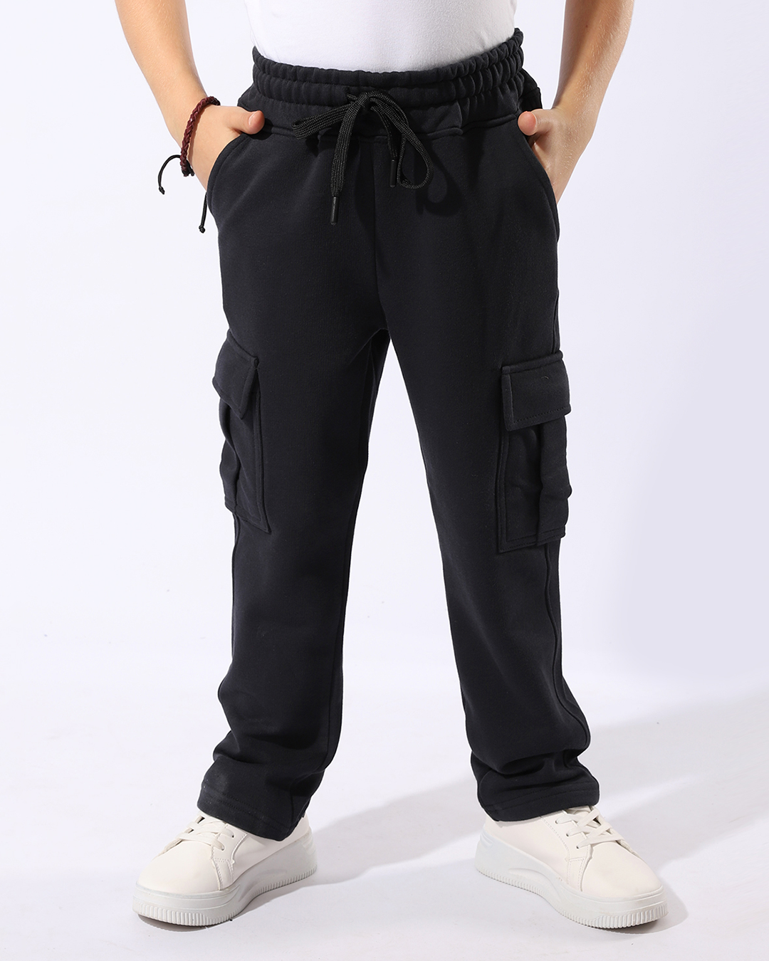 بنطلون واسع مع جيوب