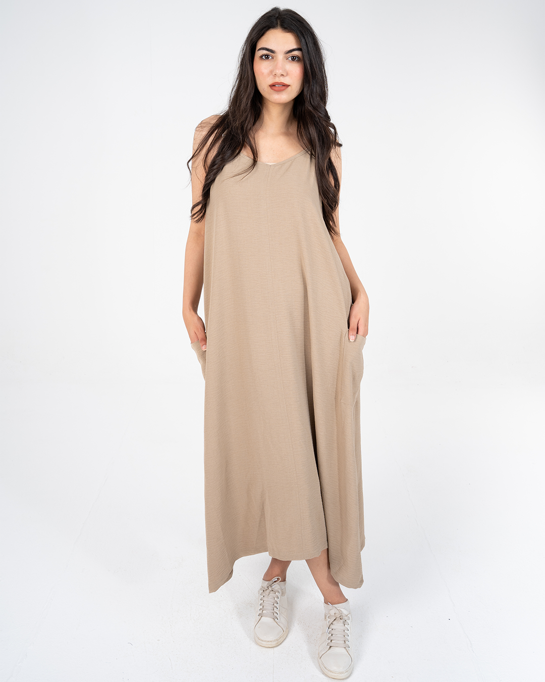 فستان نسائي