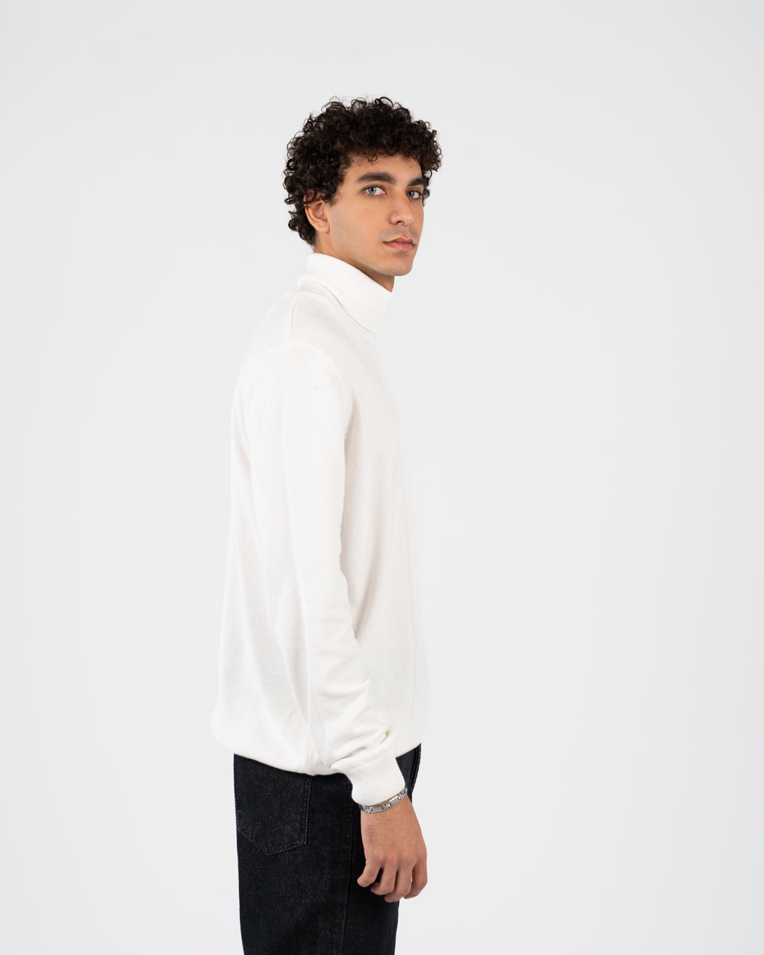 Men plain half cool sweater