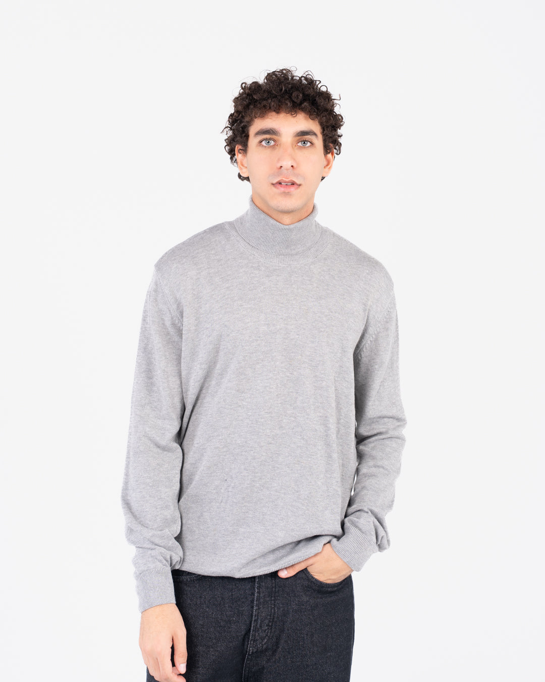 Men plain half cool sweater