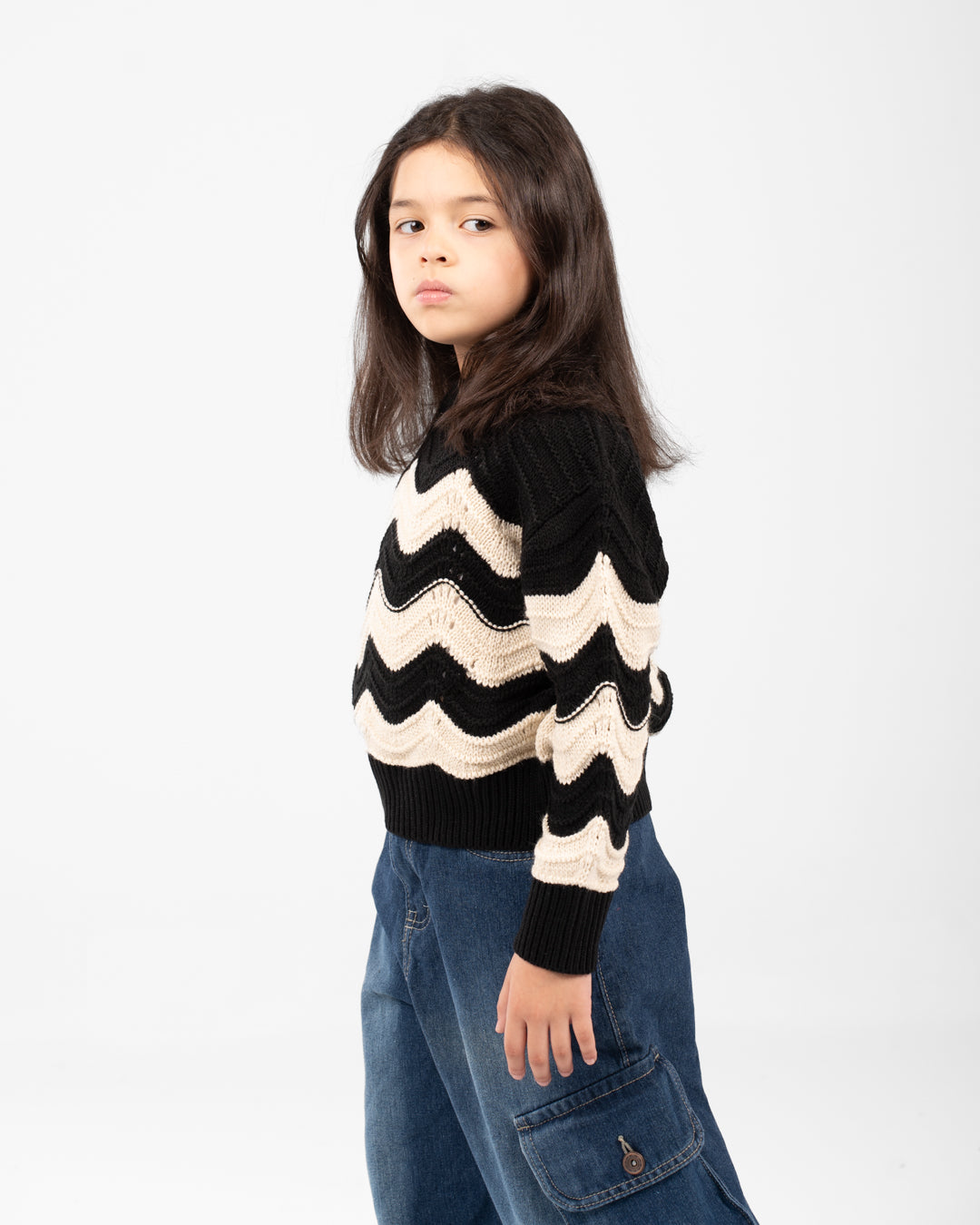 بلوفر محبوك مخطط