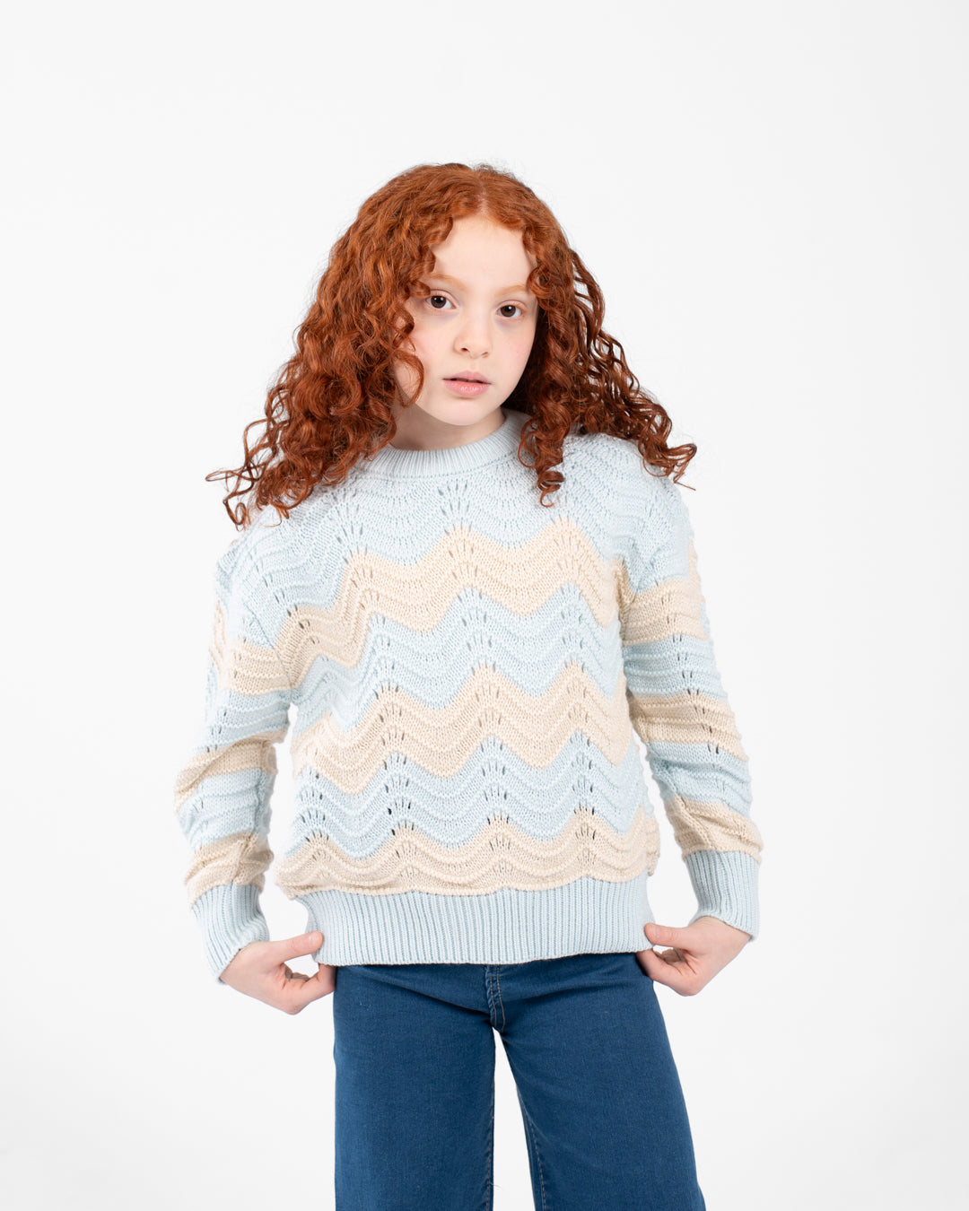 بلوفر محبوك مخطط