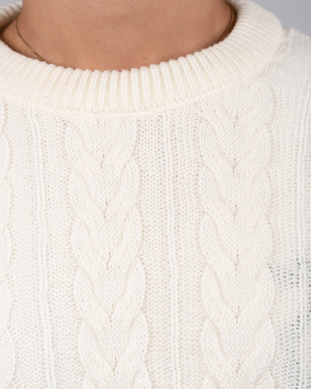 ضفائر رجالية برقبة دائرية