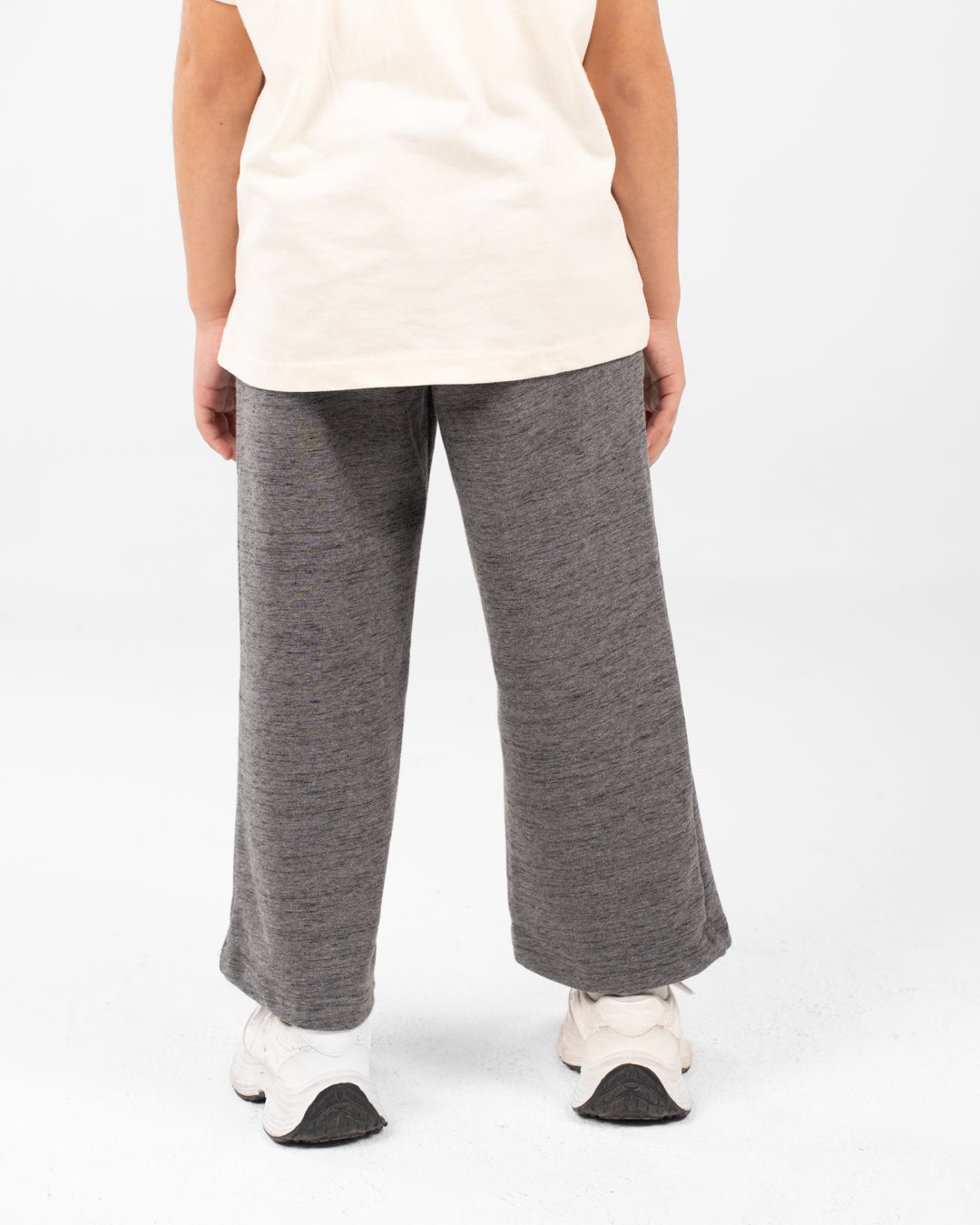 بنطلون رياضي واسع للبنات