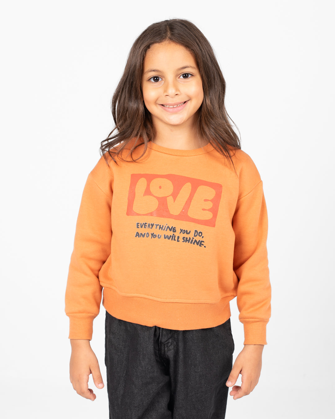 سويت شيرت مطبوع عليه كلمة LOVE Girl