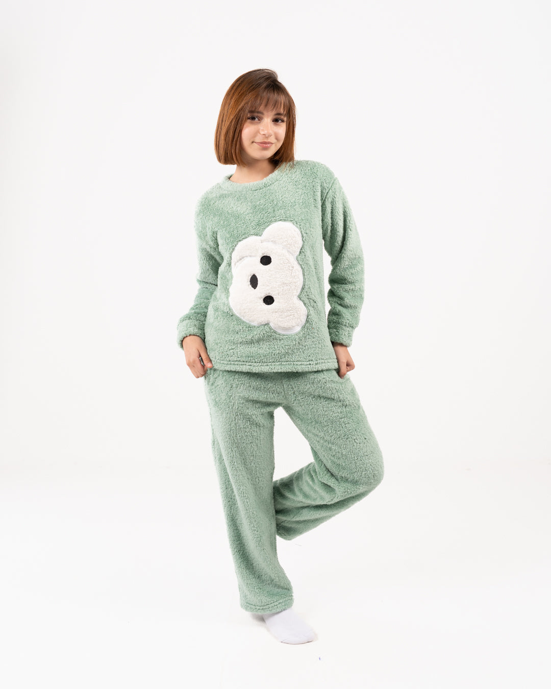 بيجامة بنات بطبعة وجه دب