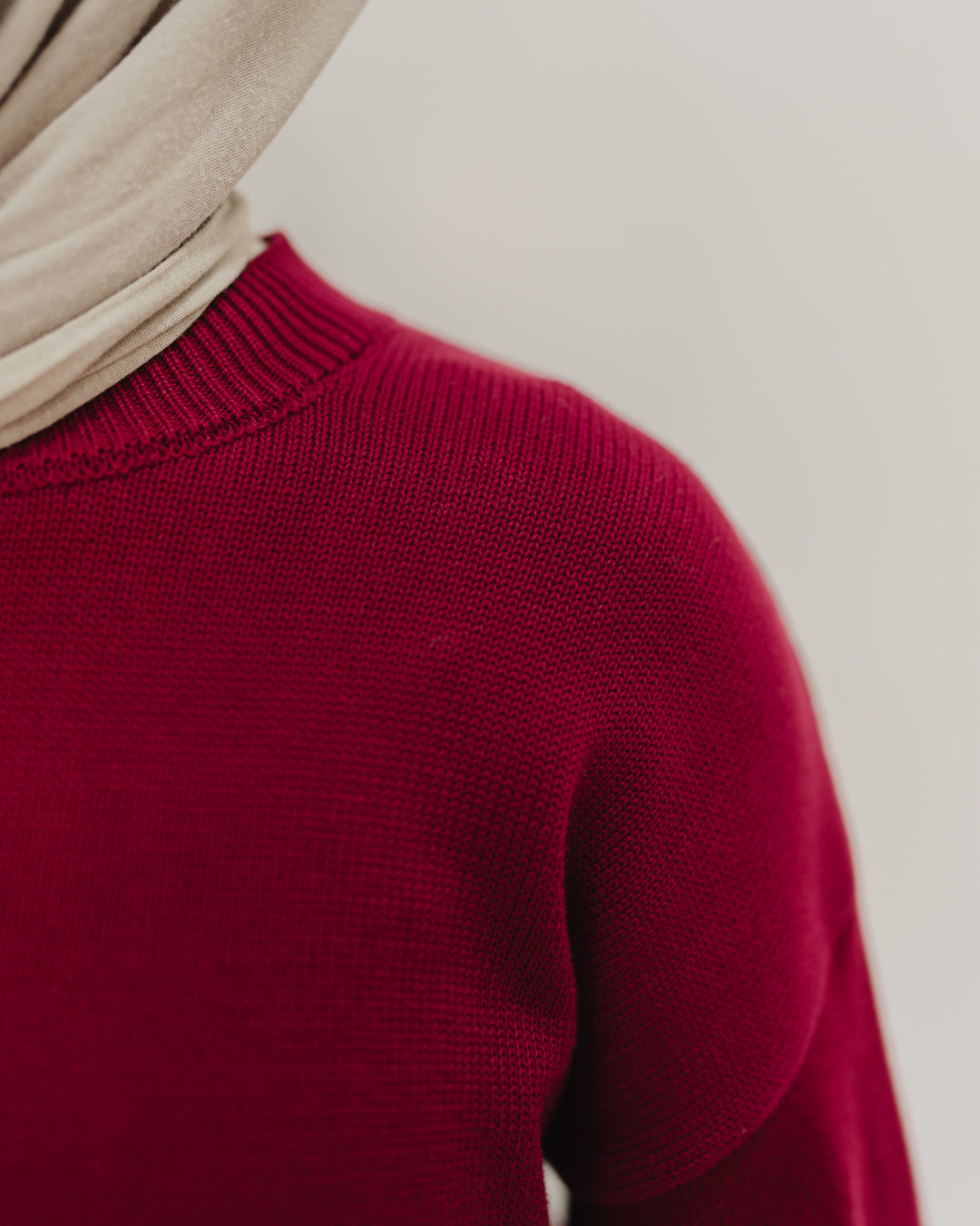 Women Round Neck Pullover