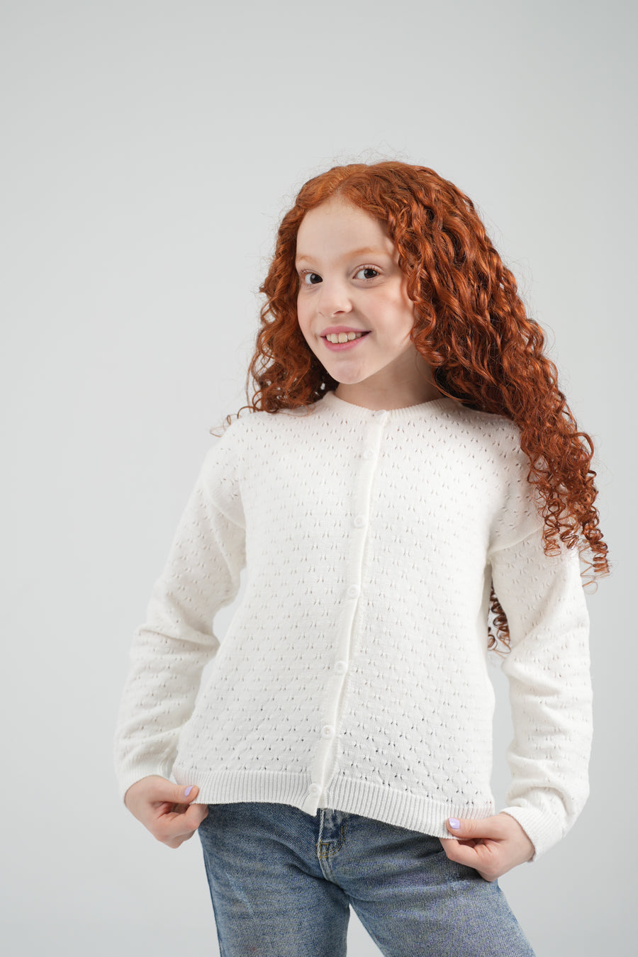 بلوفر بناتي بياقة دائرية