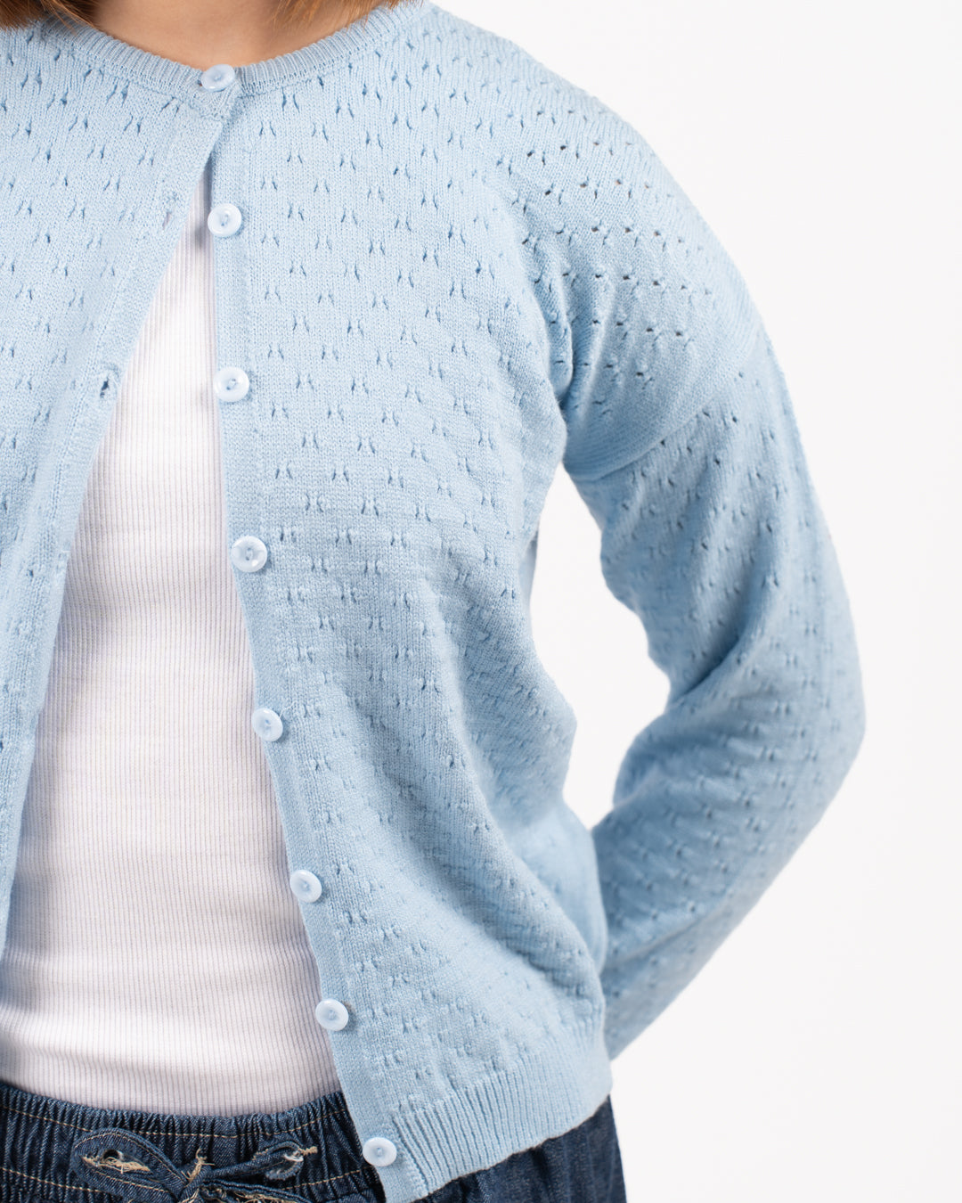 بلوفر بناتي بياقة دائرية