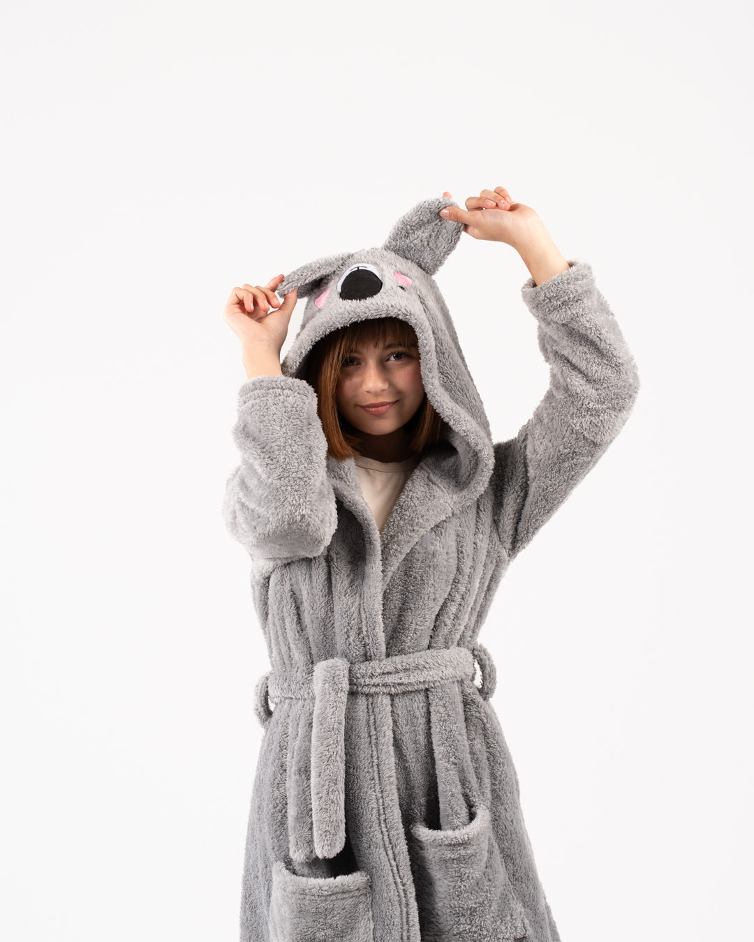 رداء بناتي مع غطاء رأس وتطريز أرنب