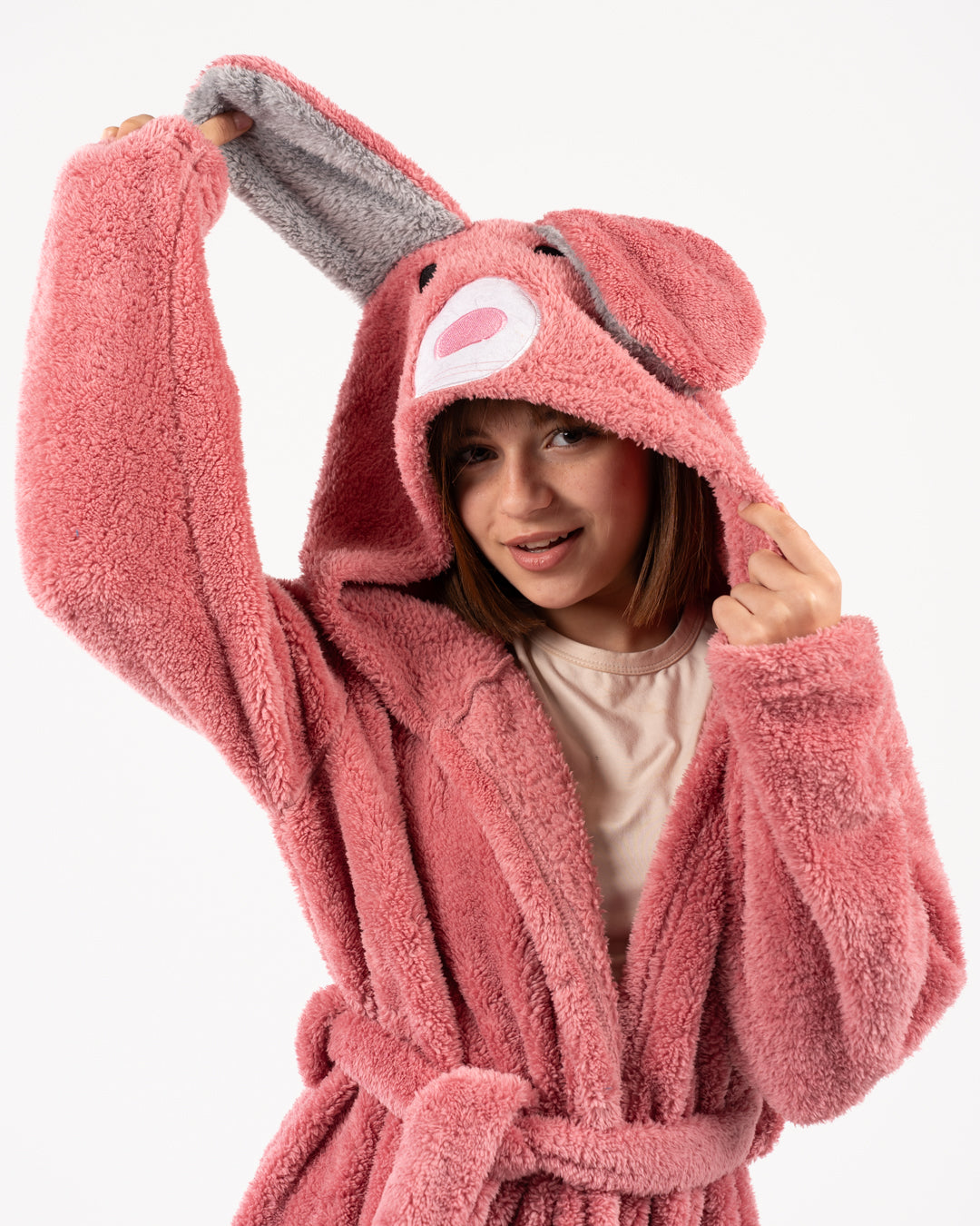 رداء بناتي مع تطريز على غطاء الرأس