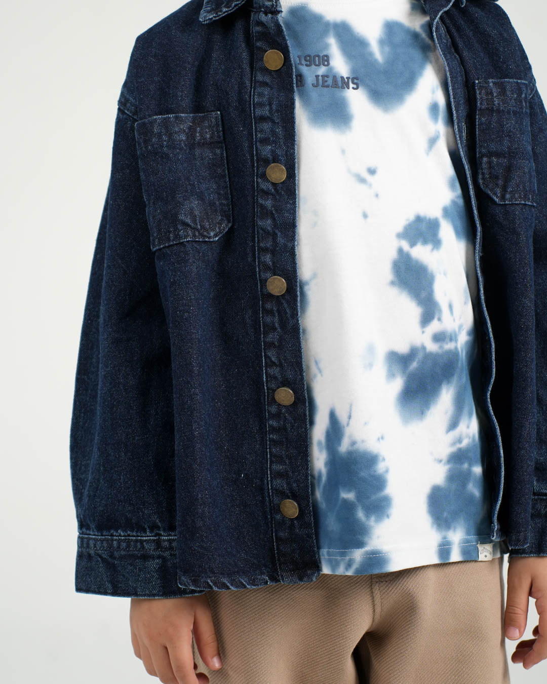 قميص جينز بجيبين