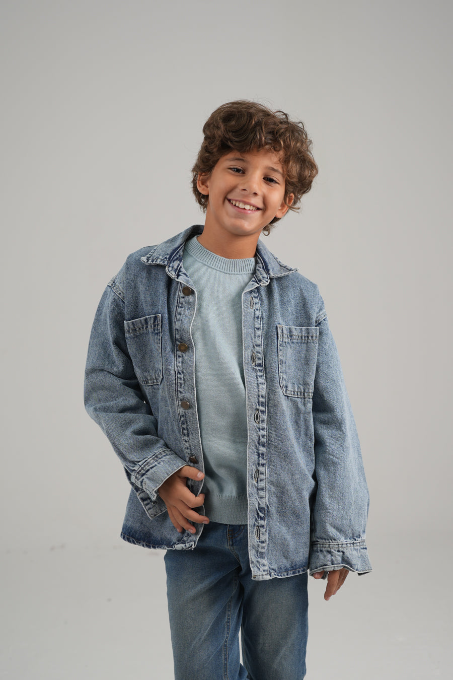 قميص جينز بجيبين