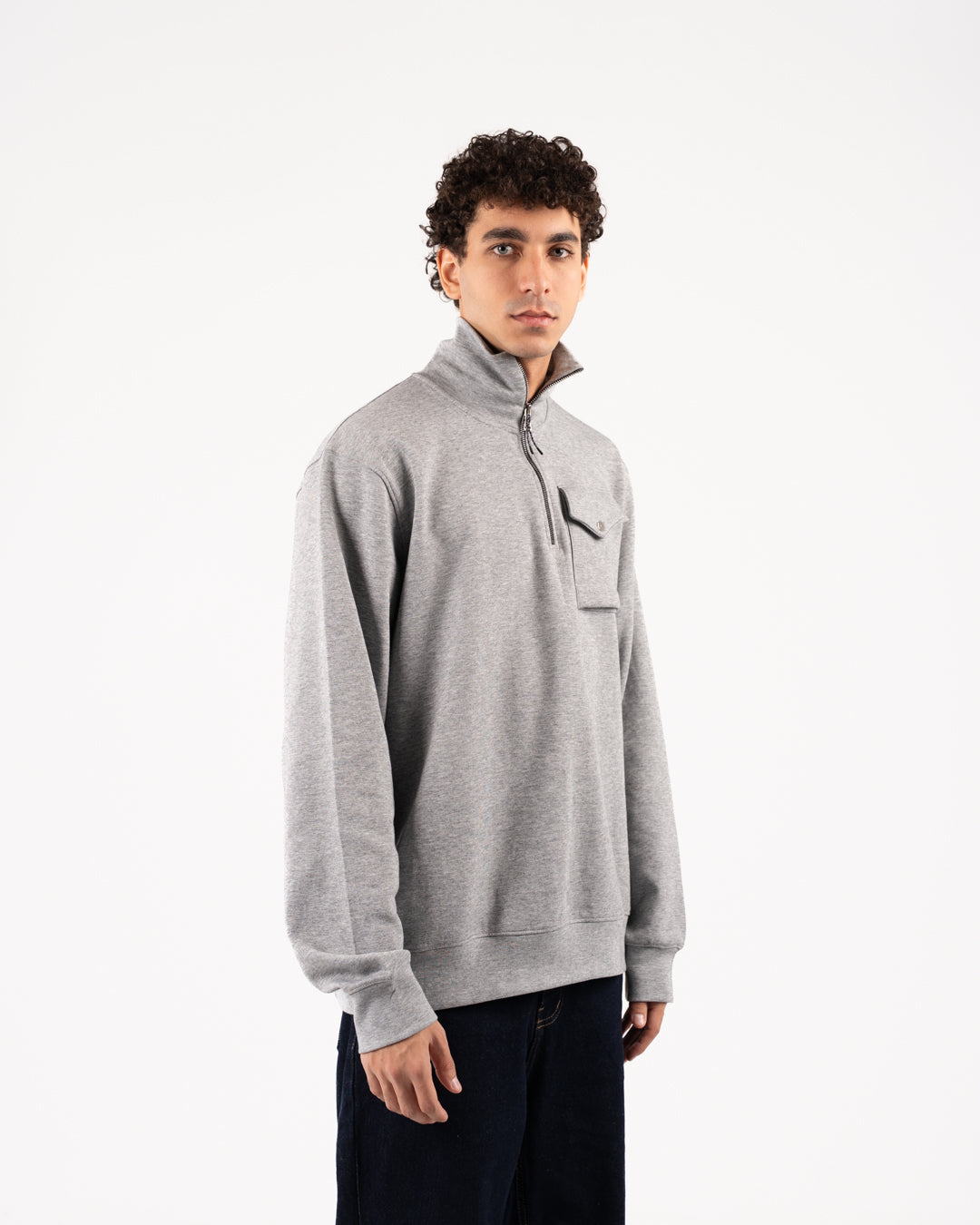 سويت شيرت بسحاب وجيب