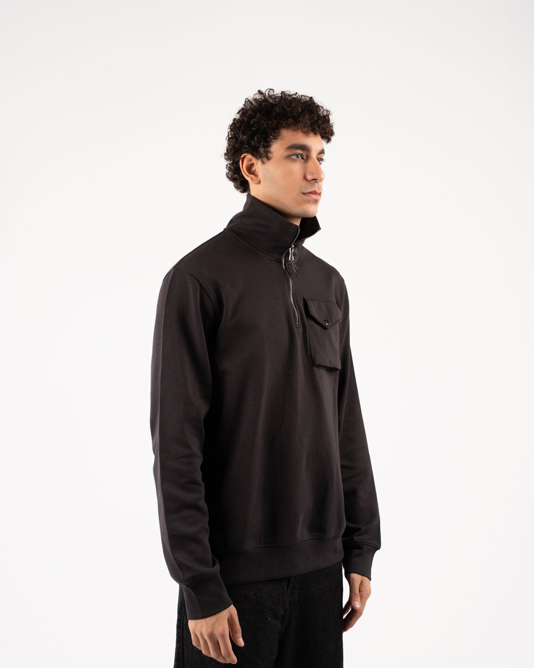 سويت شيرت بسحاب وجيب