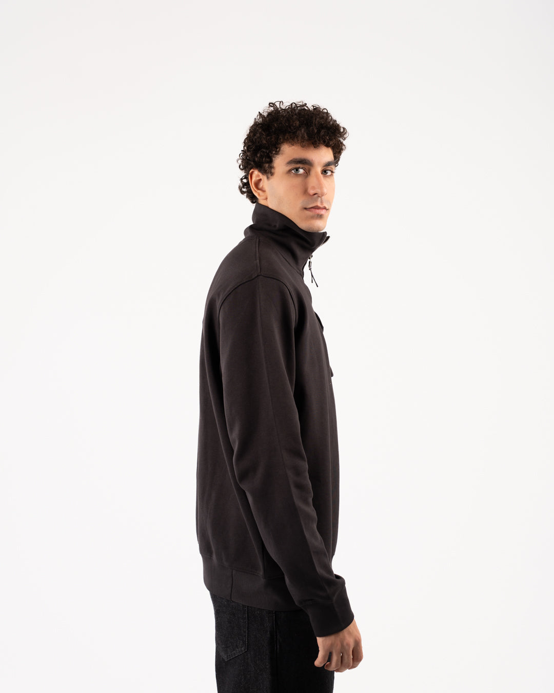 سويت شيرت بسحاب وجيب