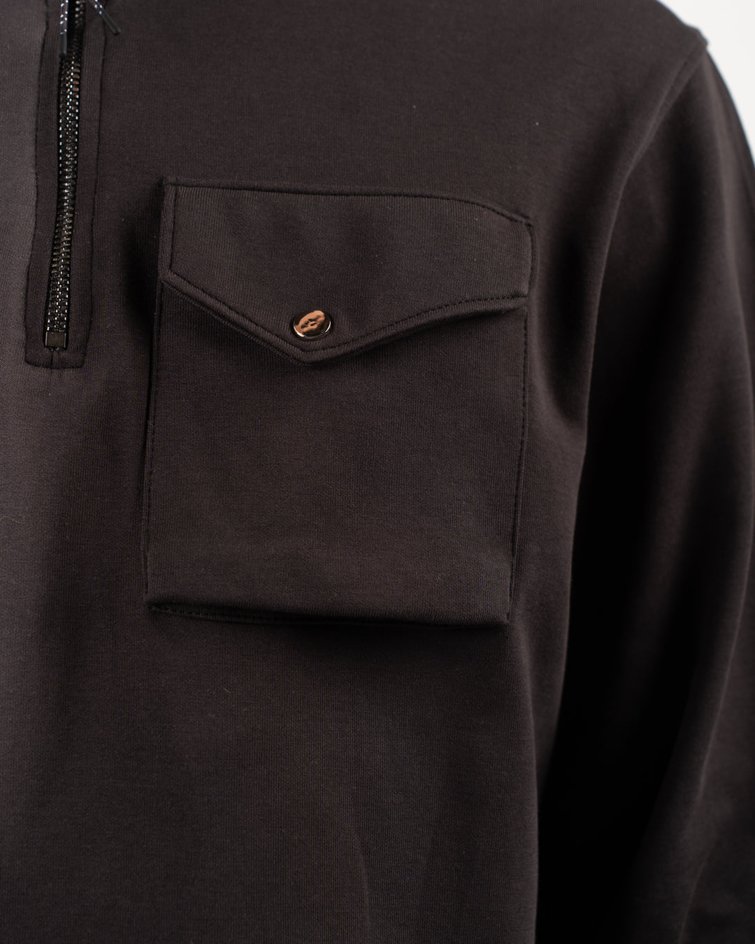 سويت شيرت بسحاب وجيب