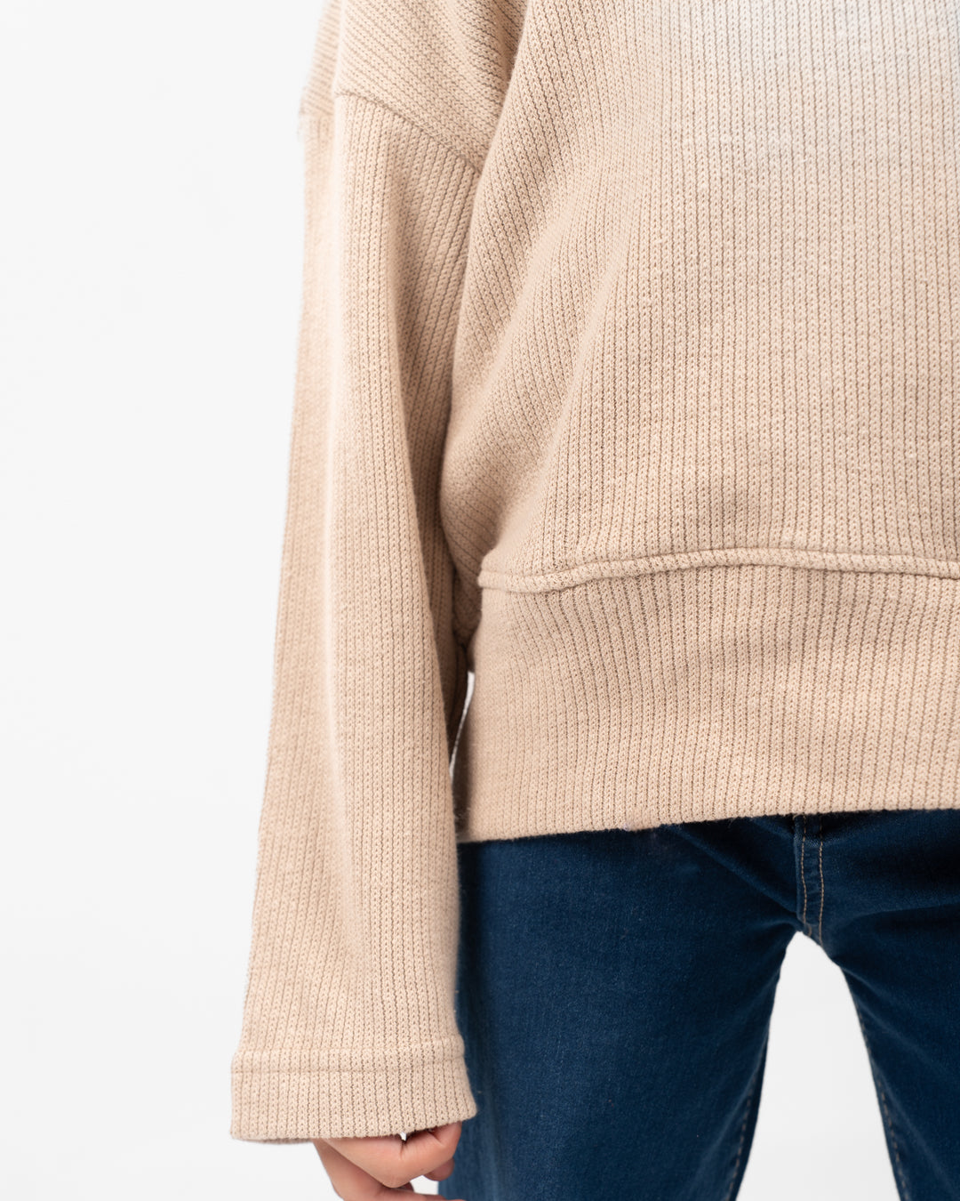 سويت شيرت بناتي جاكار