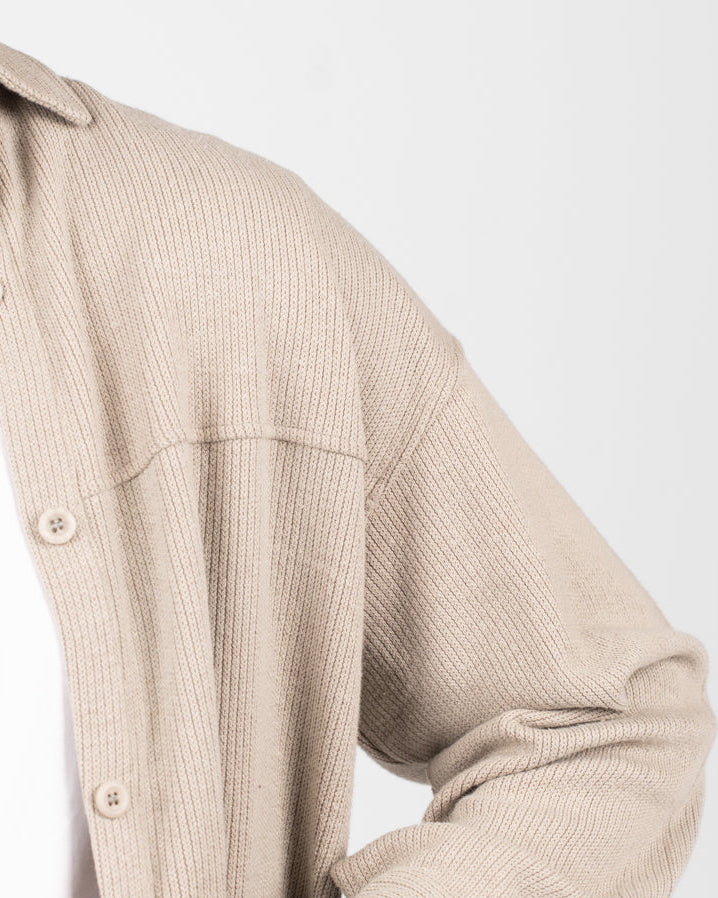 سويت شيرت نسائي بجيوب