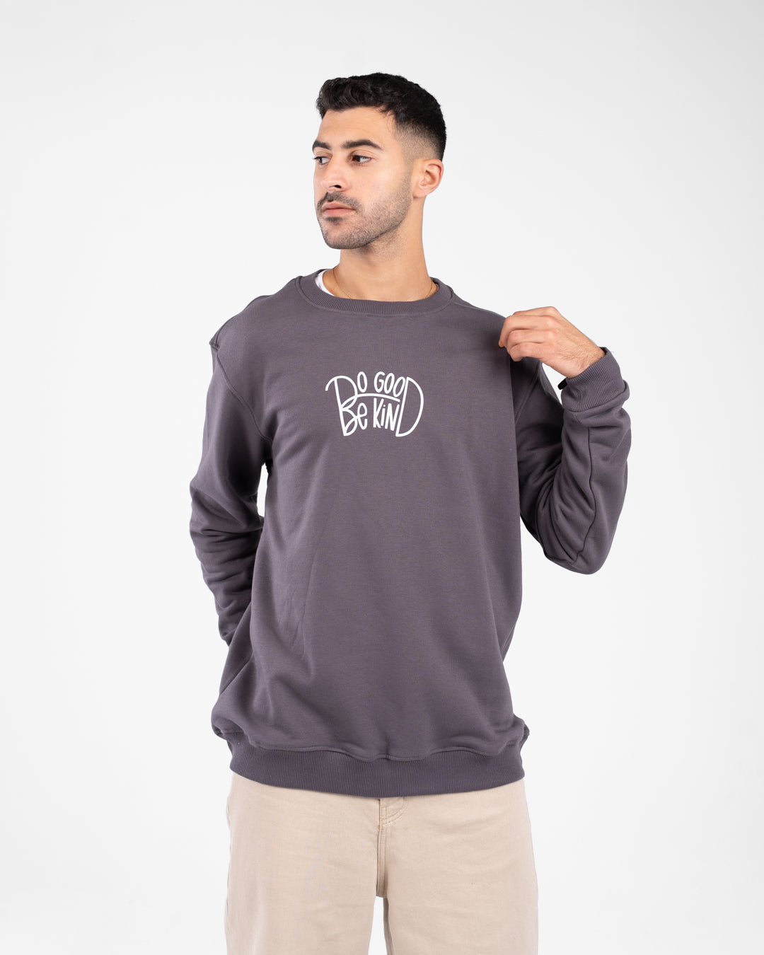 Men round neck oversized sweater