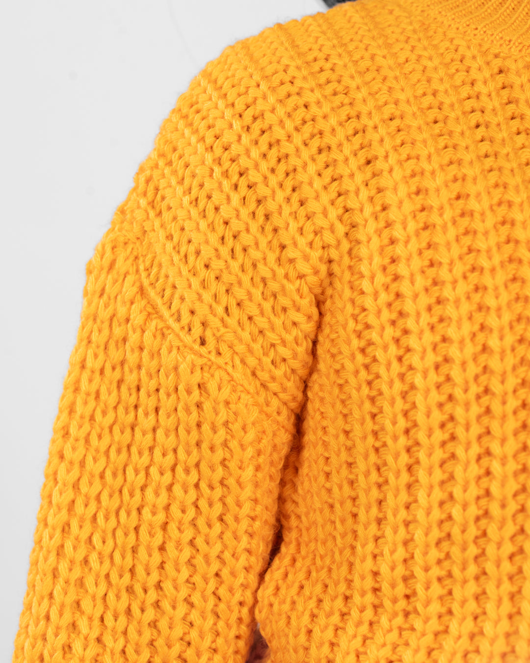 Round High Neck Girl Pullover