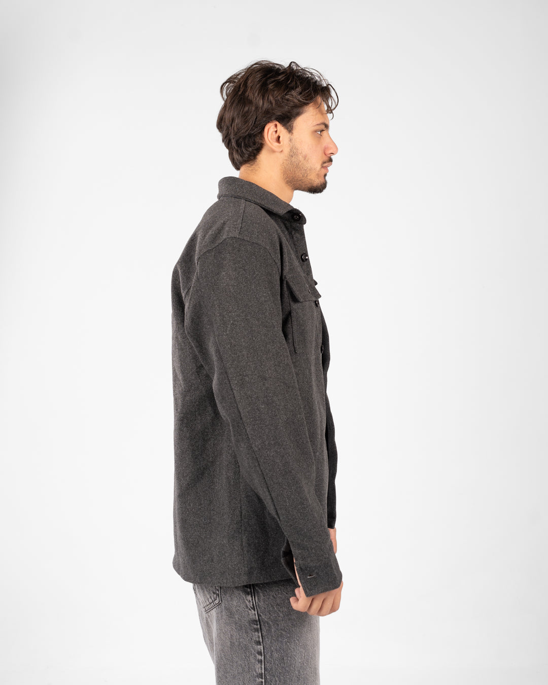 قميص رجالي بجيوب