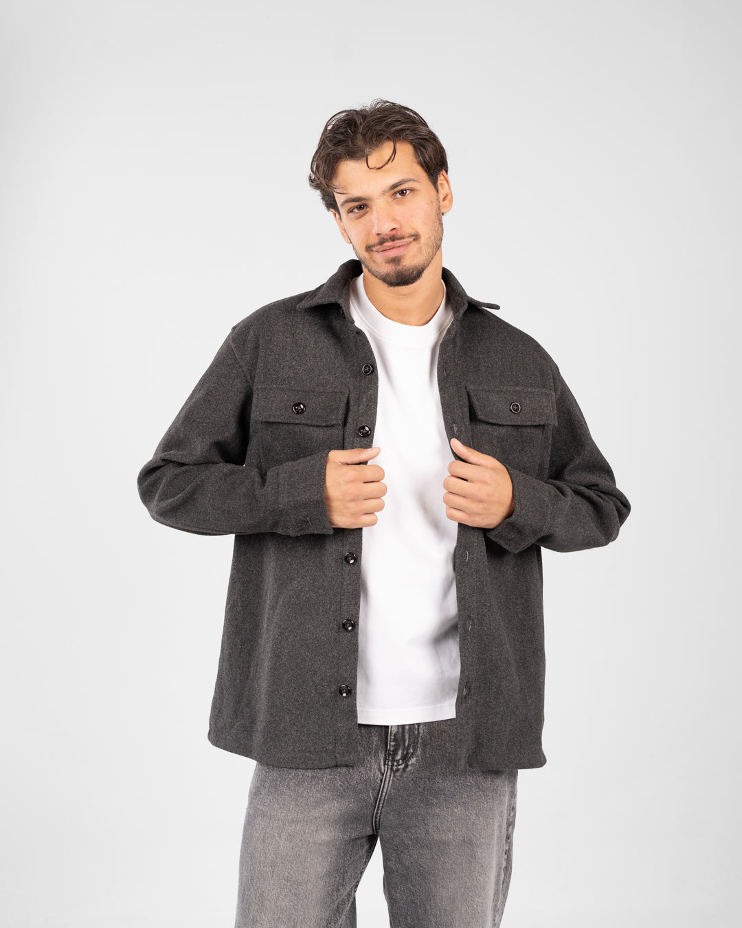 قميص رجالي بجيوب