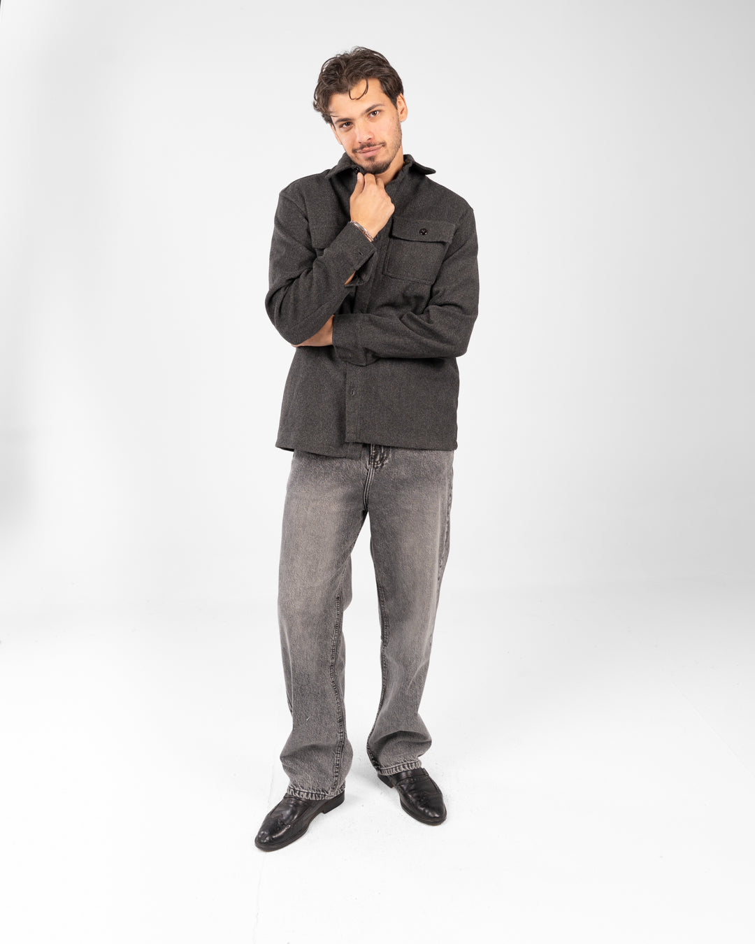 قميص رجالي بجيوب