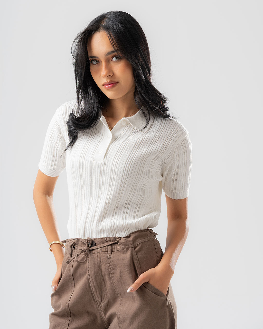 تي شيرت للنساء محبوك