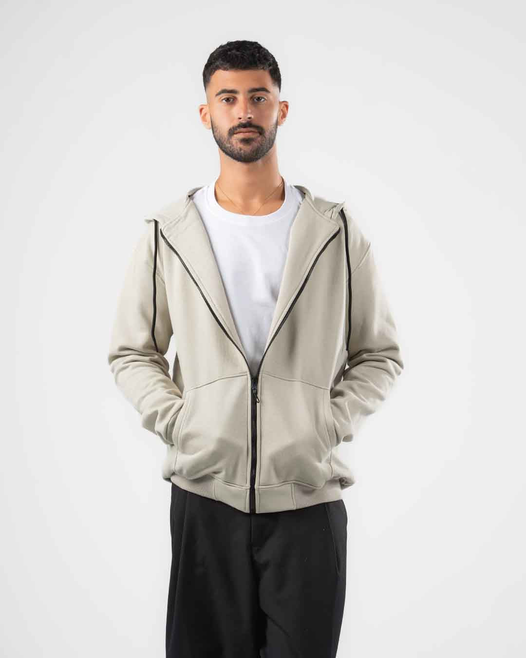 قميص رياضي بغطاء للرأس للرجال