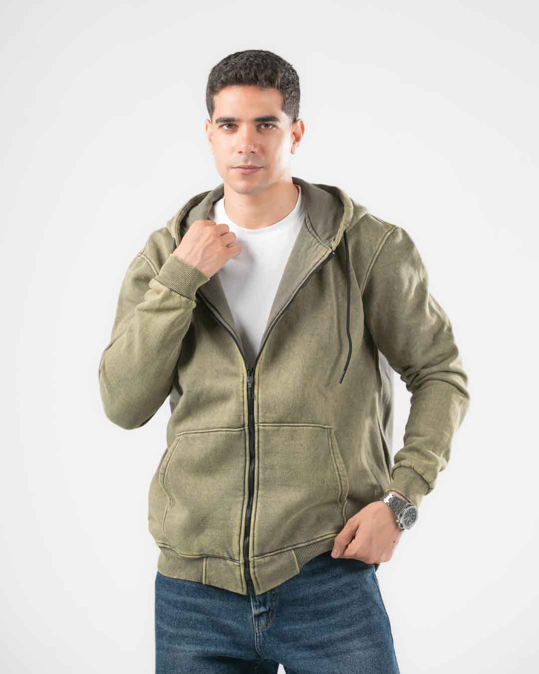 قميص رياضي بغطاء للرأس للرجال