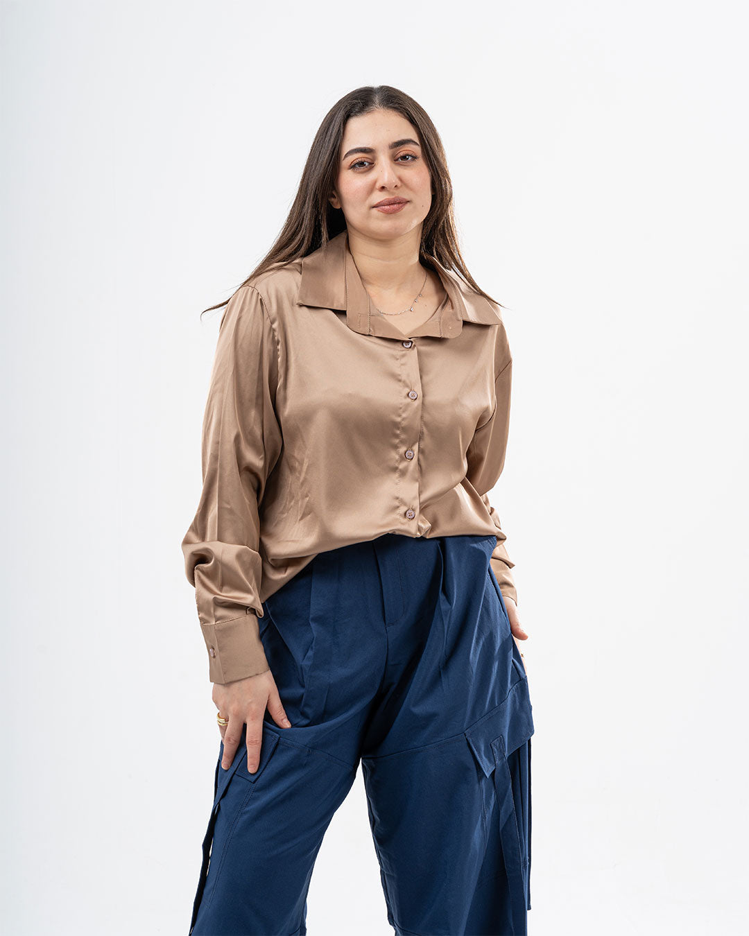 بلوزة نسائية